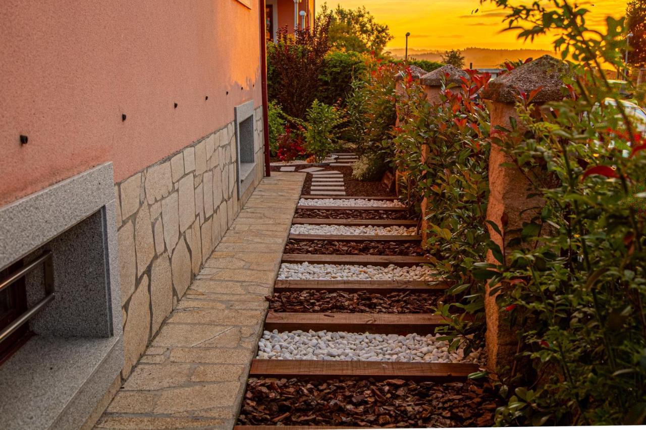 הוילה סנטיאגו דה קומפוסטלה Wasi Compostela מראה חיצוני תמונה